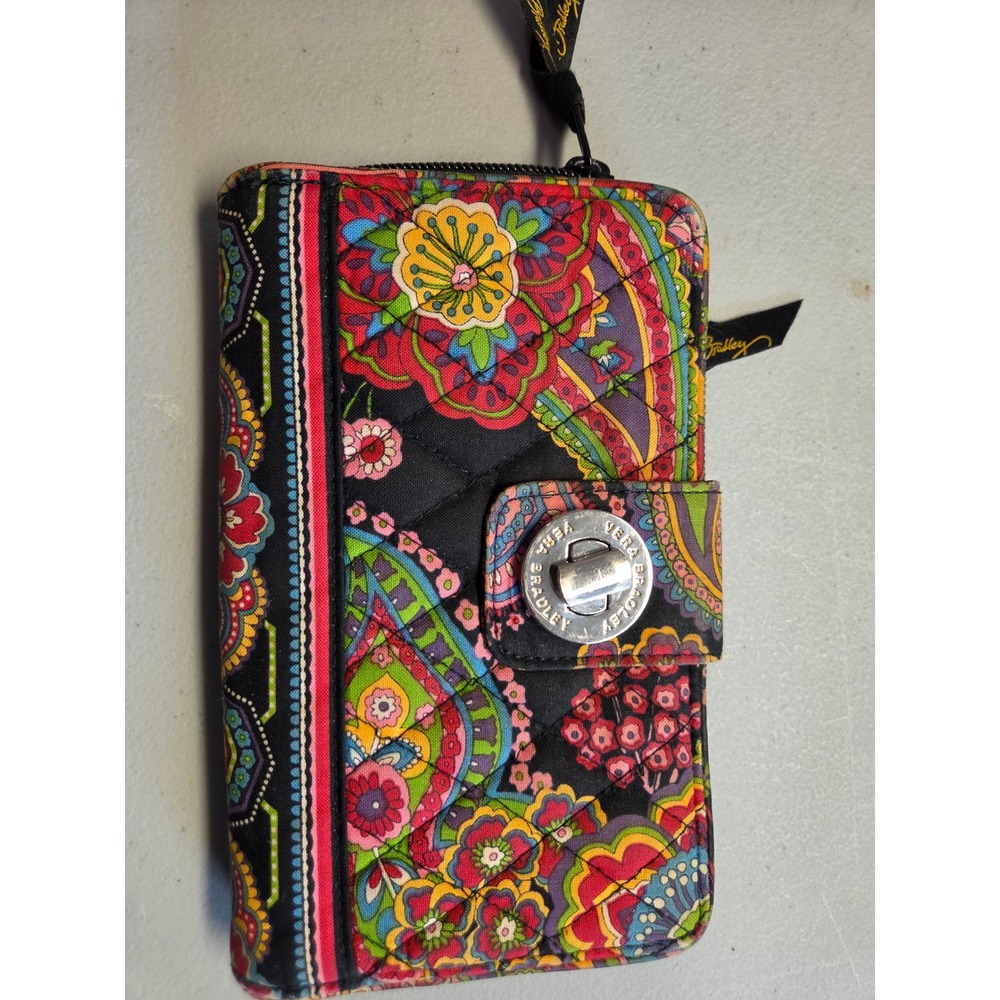 Vera Bradley Quilted Cotton Paisley Floral Turn Lock Zip Around Wallet Black